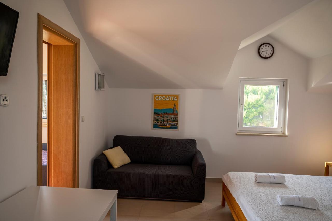 Beach Apartments Marijana Vodice Exterior photo